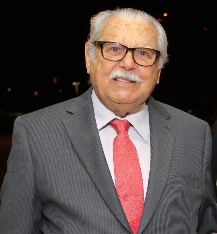 Maurício de Campos Bastos, in memoriam